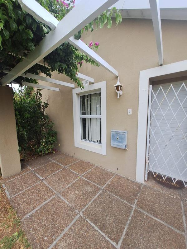 3 Bedroom Property for Sale in Plattekloof Glen Western Cape